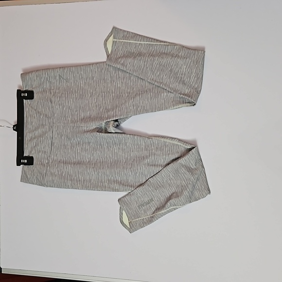 GYMSHARK Leggings  XL Grey Yellow Pre-owned  like new. - Picture 1 of 9